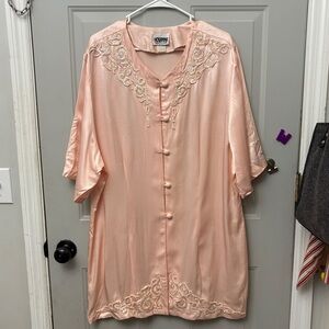 70’s Luxurious Peach Colored 100% Silk Satin Robe